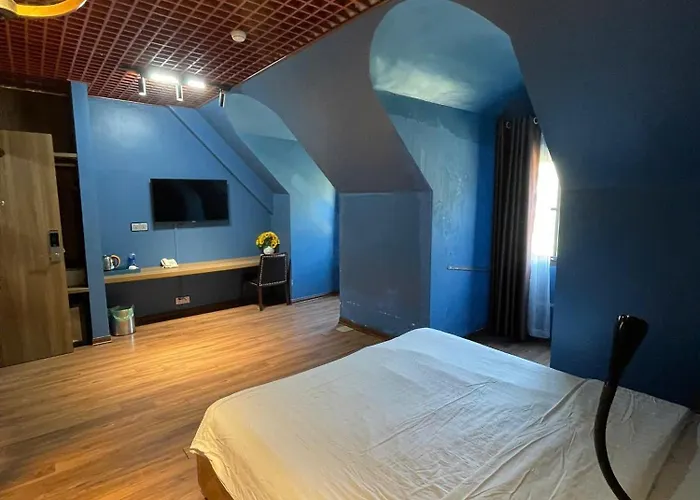 Aristo 3* Hạ Long